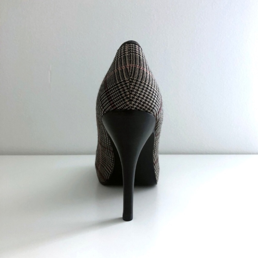 NWOT Steve Madden Lezlie Plaid Peep Toe Pump Heel - Picture 4 of 5